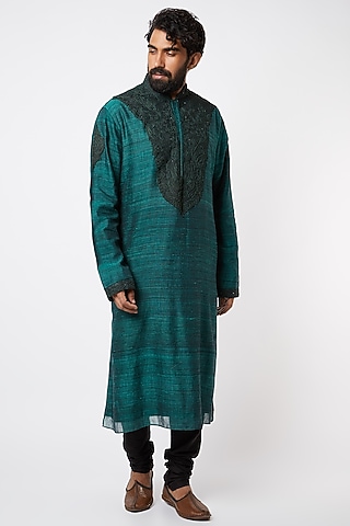 Emerald Green Embroidered Kurta Set by Lalit Jalan