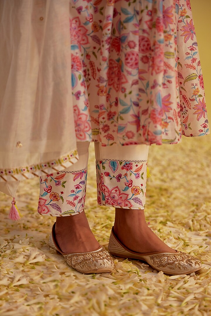 Ivory Chanderi Hand Embroidered & Digital Printed Party Wear Anarkali Set by Label Mansi Nagdev at Pernia's Pop Up Shop