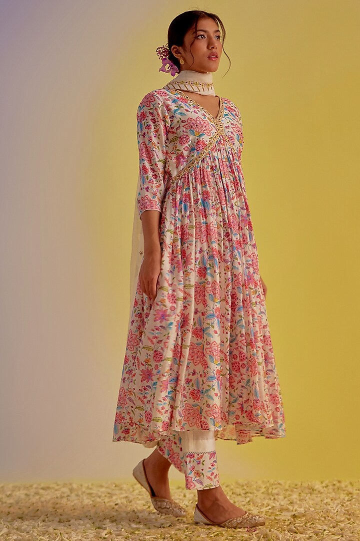 Ivory Chanderi Hand Embroidered & Digital Printed Party Wear Anarkali Set by Label Mansi Nagdev at Pernia's Pop Up Shop