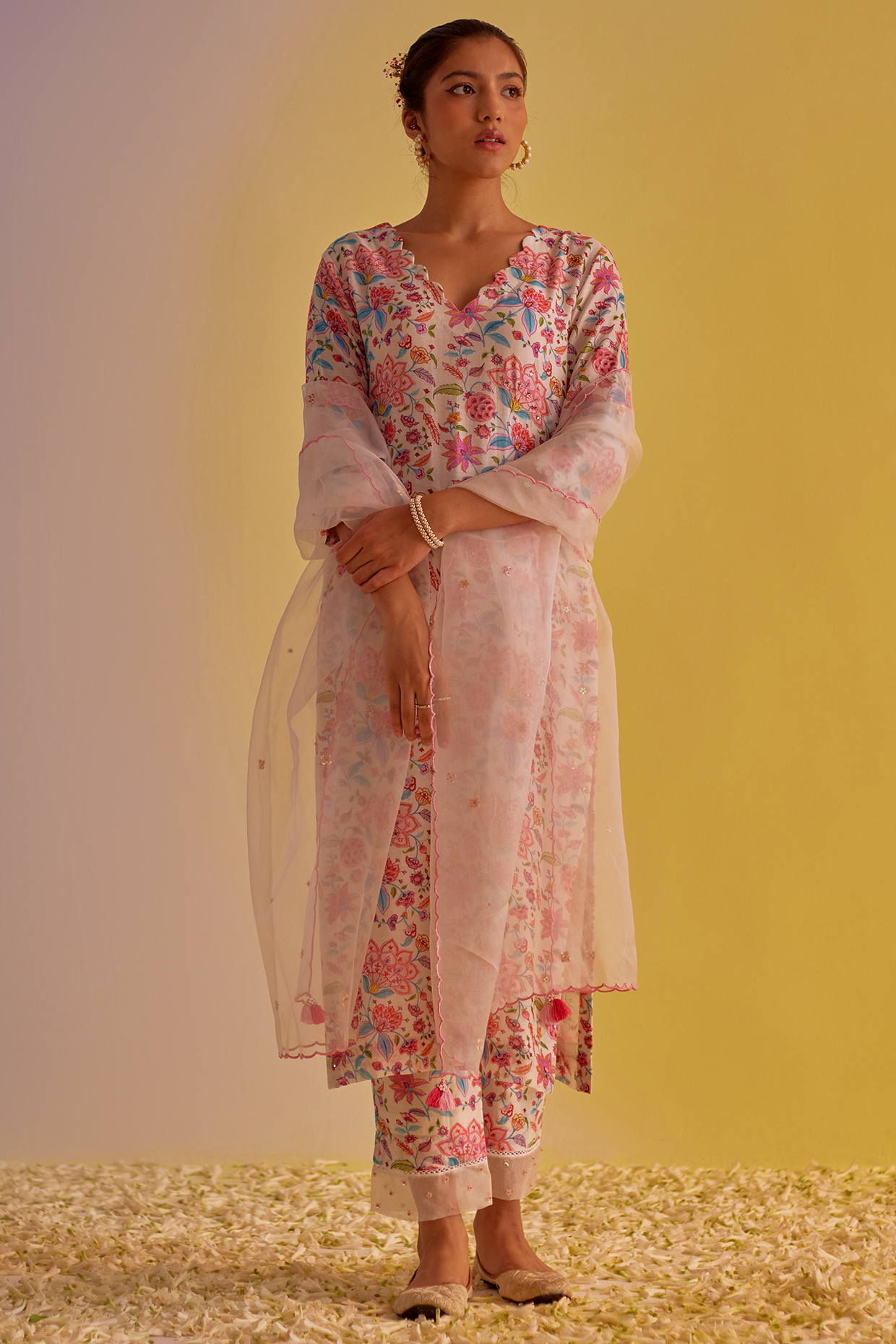 Ivory Chanderi Hand Embroidered & Digital Printed Kurta Set by Label Mansi Nagdev