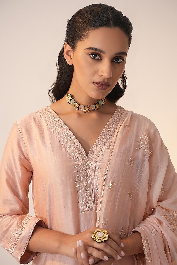 Peach Cotton Silk Block Printed & Hand Embroidered Straight Kurta Set by Label Mansi Nagdev at Pernia's Pop Up Shop
