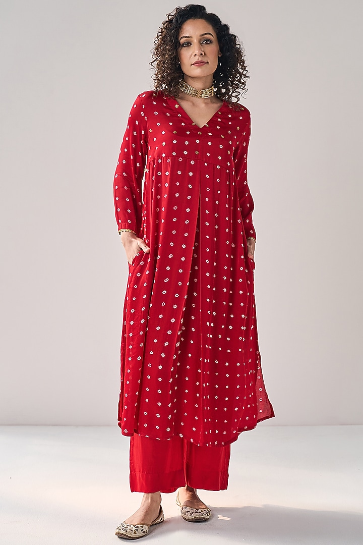 Red Modal Satin Bandhani Hand Embroidered Kurta Set by Label Mansi Nagdev at Pernia's Pop Up Shop