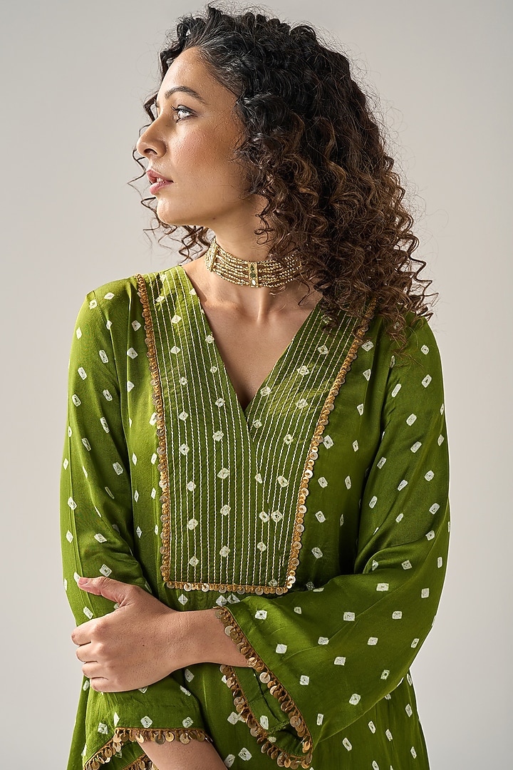 Green Modal Satin Bandhani Sequins Embellished Kurta Set by Label Mansi Nagdev at Pernia's Pop Up Shop