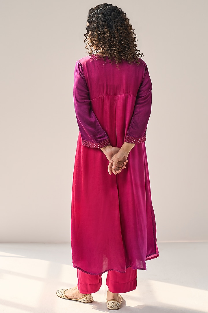 Pink Modal Satin Sequins & Resham Embellished Ombre Dyed Kaftan Set by Label Mansi Nagdev at Pernia's Pop Up Shop