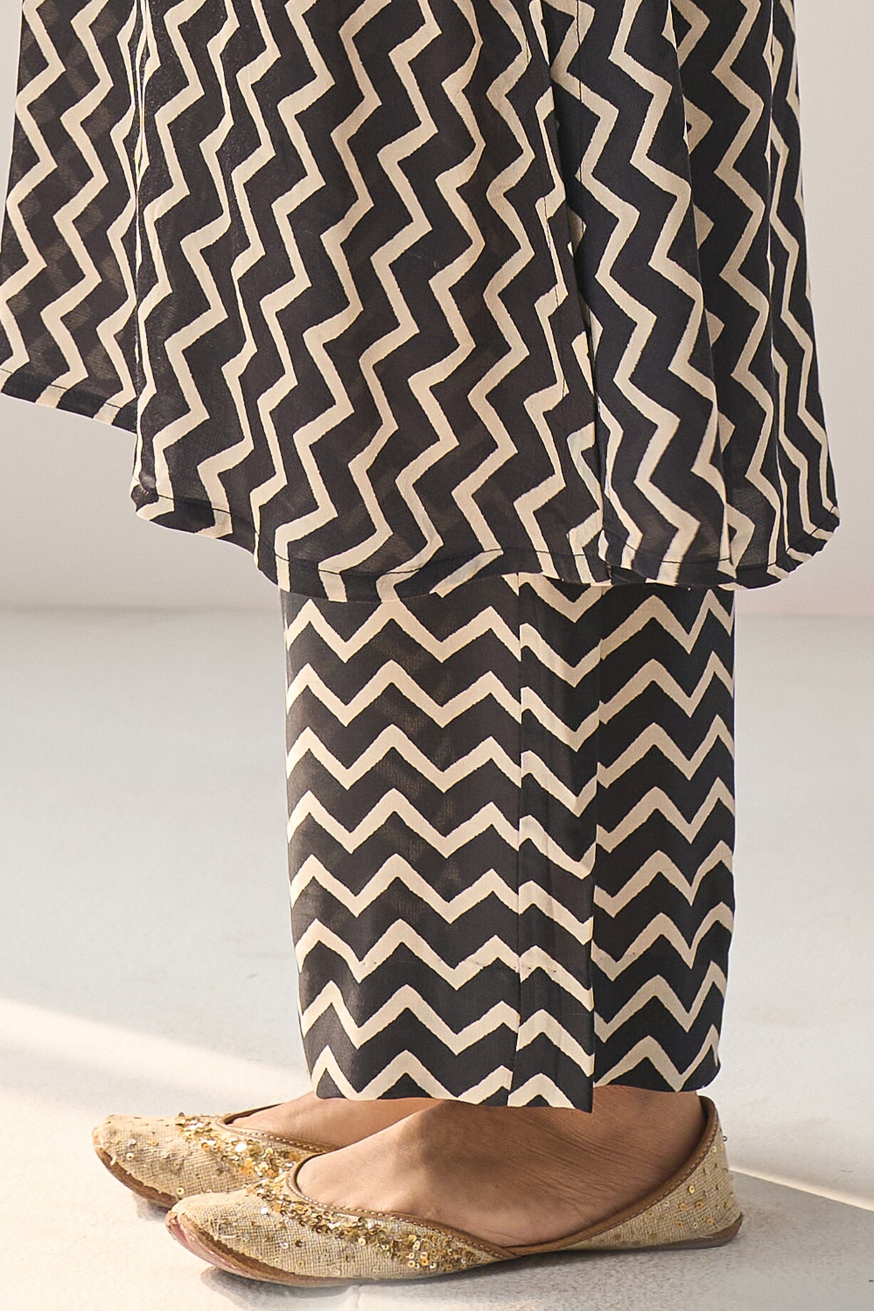 Black Modal Satin Chevron Printed & Hand Embroidered Kurta Set by Label ...