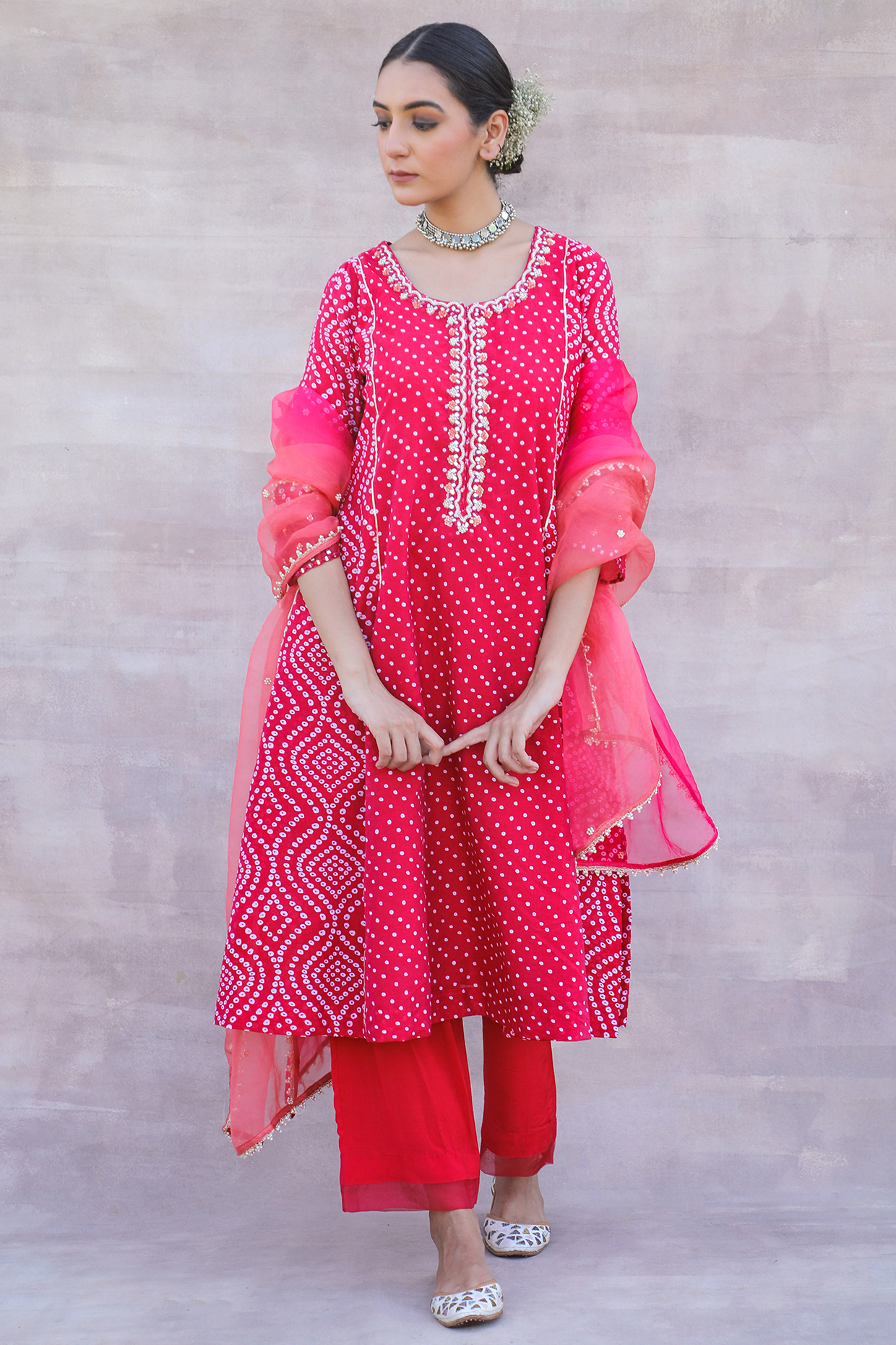 Red Chanderi Silk Printed & Embroidered Kurta Set by Label Mansi Nagdev at Pernia's Pop Up Shop