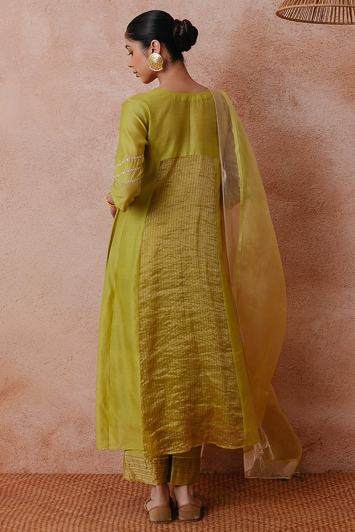 Green Chanderi Hand Embroidered A-line Kurta Set by Label Mansi Nagdev at Pernia's Pop Up Shop