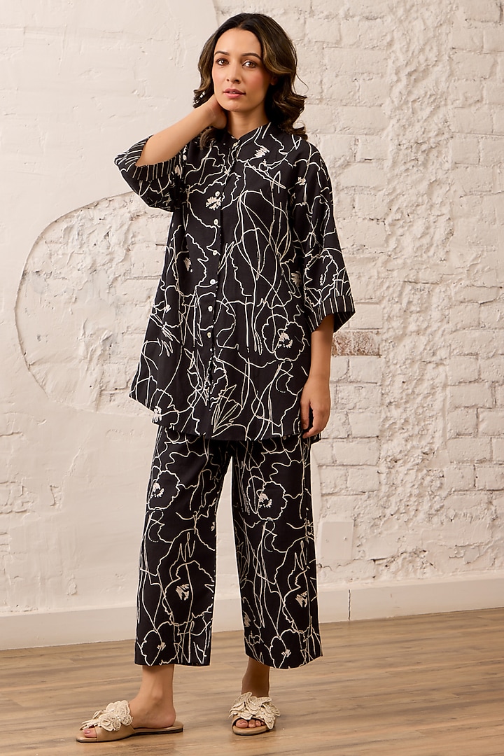 Black Cotton Linen Printed Co-Ord Set by Label Mansi Nagdev at Pernia's Pop Up Shop