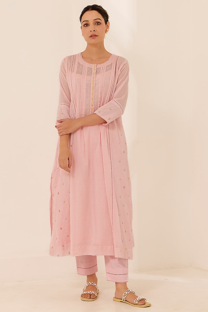 Pink Mul Cotton Thread & Pearl Work Kalidar Kurta Set by Label Mansi Nagdev at Pernia's Pop Up Shop