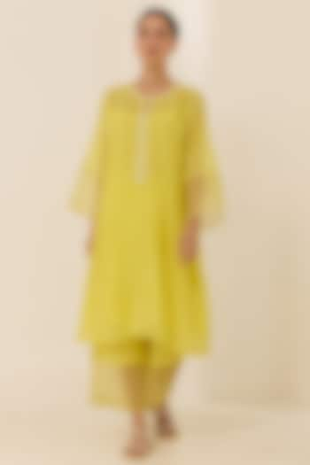 Yellow Malai Chanderi Thread & Pearl Work A-line Kurta Set by Label Mansi Nagdev at Pernia's Pop Up Shop