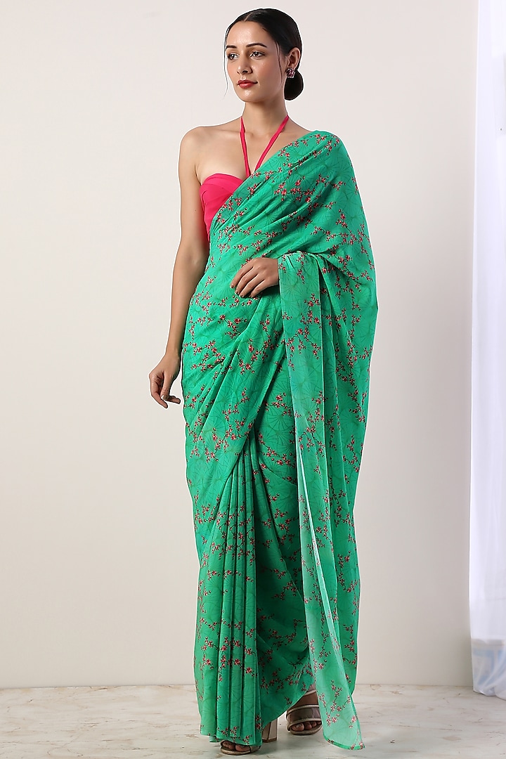 Green Crepe Floral Printed Saree Set by Label Nitika