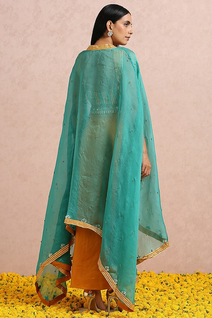 Teal Embroidered Cape Set by Label Nitika at Pernia's Pop Up Shop