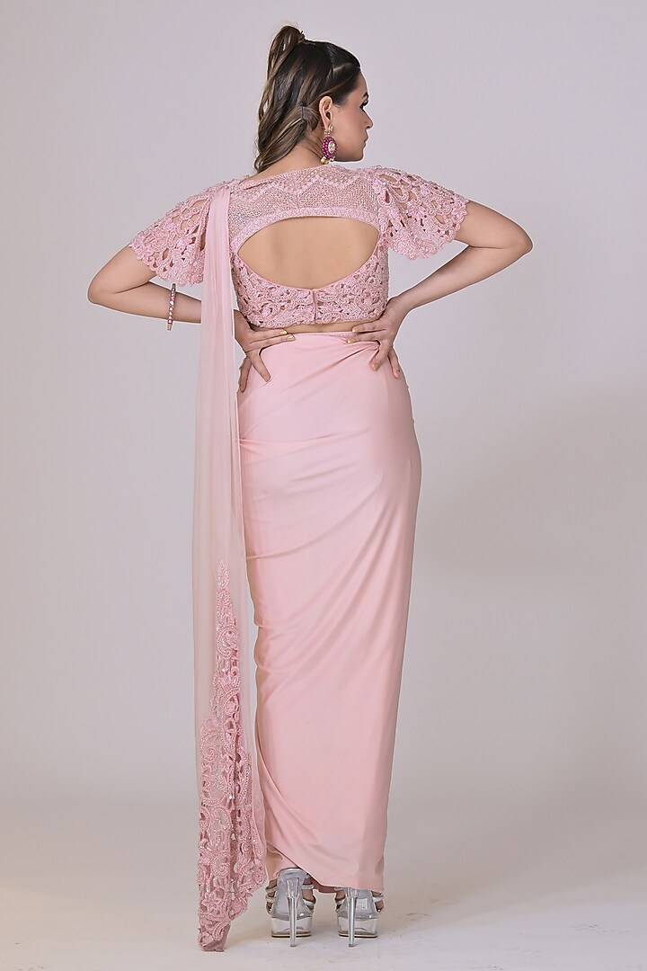 Peach Peach Draped Wedding Saree Set by La Pearl at Pernia's Pop Up Shop