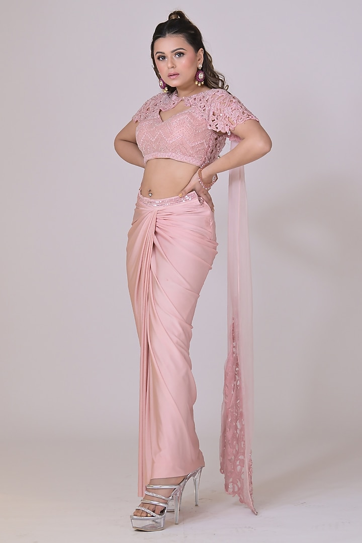 Peach Peach Draped Wedding Saree Set by La Pearl at Pernia's Pop Up Shop