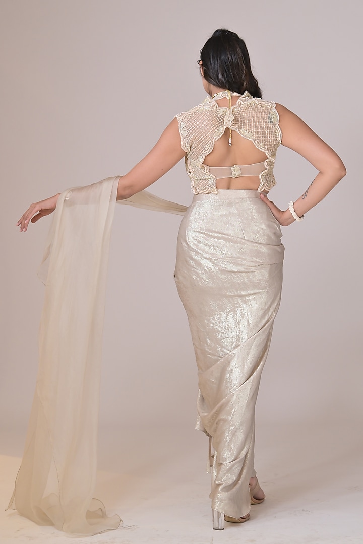 Ivory Shimmer Georgette Draped Wedding Saree Set by La Pearl at Pernia's Pop Up Shop