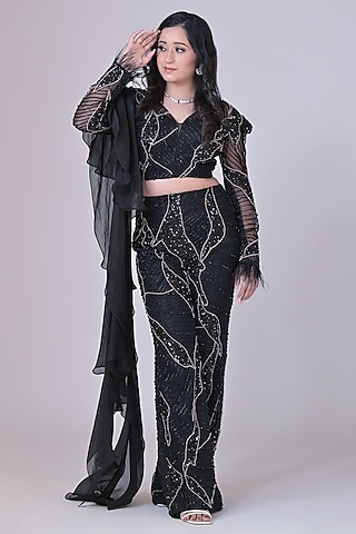 Black Net Cutdana Embellished Pant Set by La Pearl