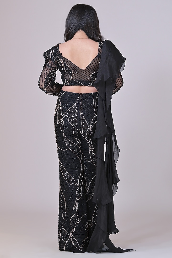 Black Net Cutdana Embellished Pant Set by La Pearl at Pernia's Pop Up Shop