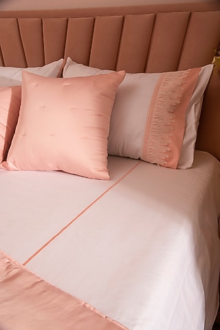 White & Peach Cotton Bedsheet Set by La Paloma