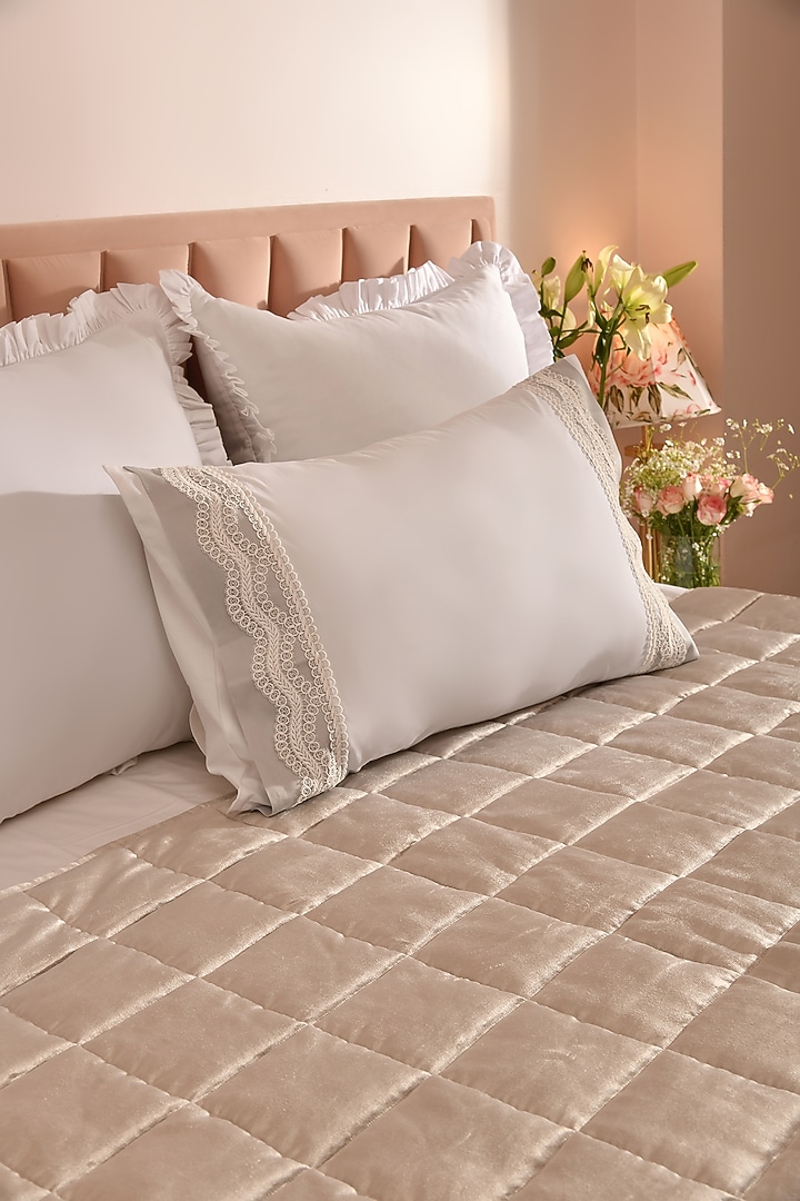 Grey Velvet & Tencel Quilt Set by La Paloma at Pernia's Pop Up Shop