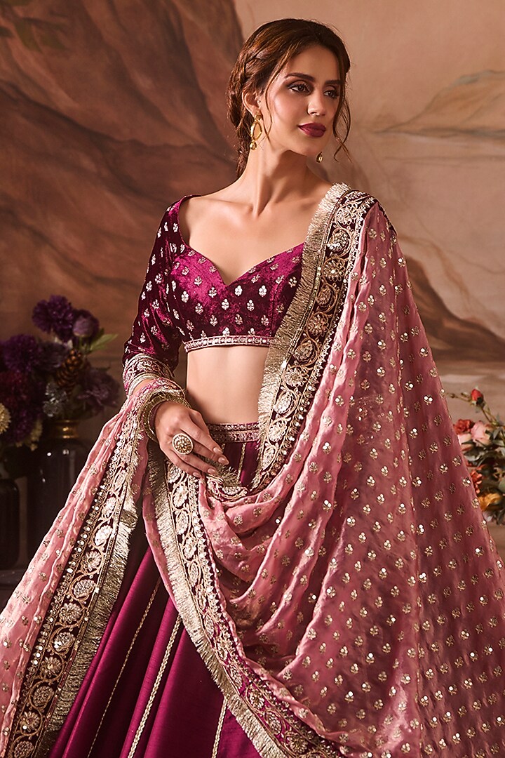 Dark Burgundy Velvet Zari Hand Embellished Lehenga Set by Lashkaraa at Pernia's Pop Up Shop