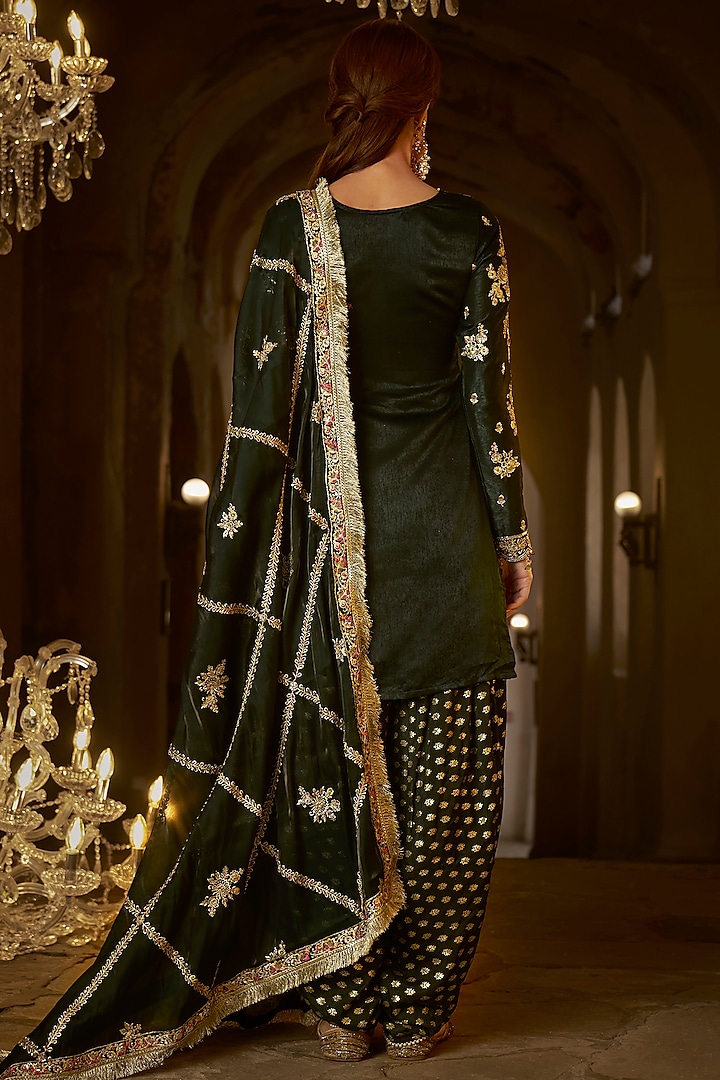 Bottle Green Satin Zari Embroidered Kurta Set by Lashkaraa at Pernia's Pop Up Shop