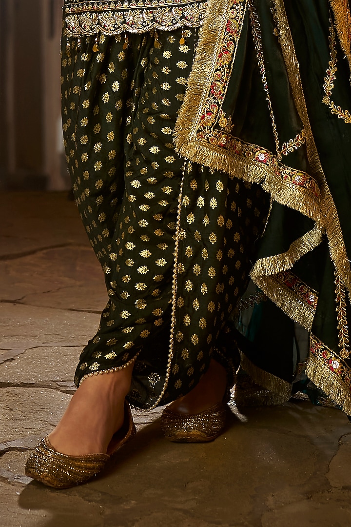Bottle Green Satin Zari Embroidered Kurta Set by Lashkaraa at Pernia's Pop Up Shop