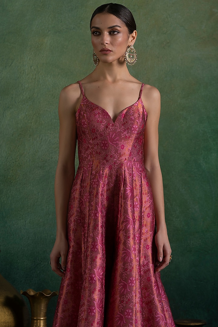 Rose Pink Brocade Thread Embroidered Jumpsuit by Lashkaraa at Pernia's Pop Up Shop