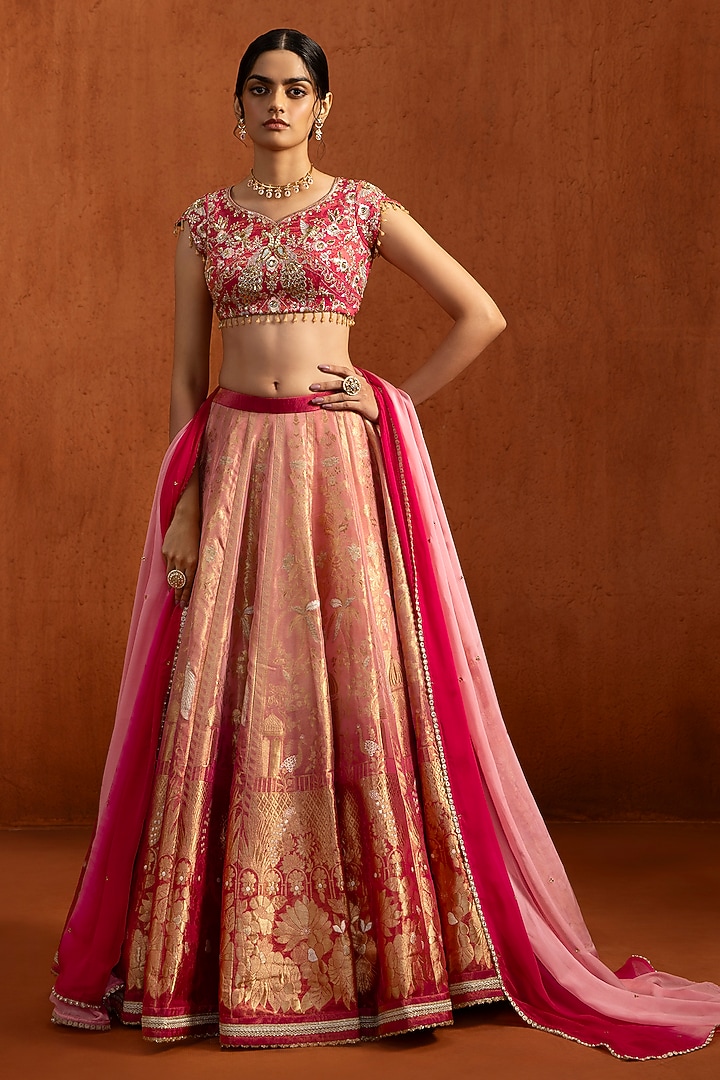Pink Brocade Thread Embroidered Lehenga Set by Lashkaraa at Pernia's Pop Up Shop