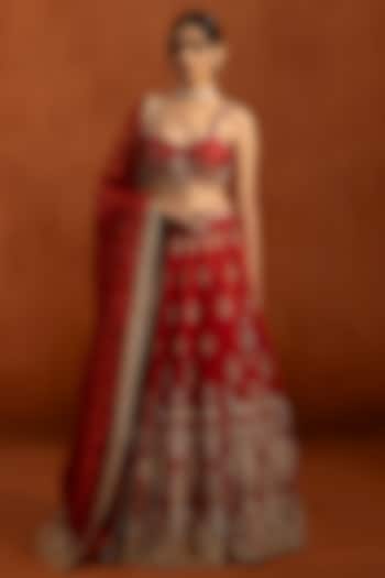Red Viscose Tissue Zari Hand Embellished Wedding Lehenga Set by Lashkaraa at Pernia's Pop Up Shop