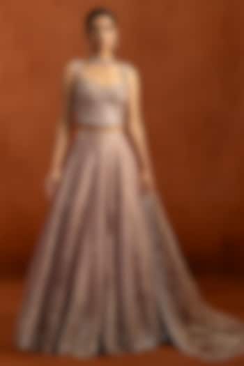 Light Mauve Satin Zari Embroidered Lehenga Set by Lashkaraa at Pernia's Pop Up Shop