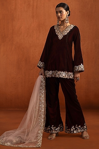 Maroon Velvet Zari Embroidered Short Kurta Set by Lashkaraa