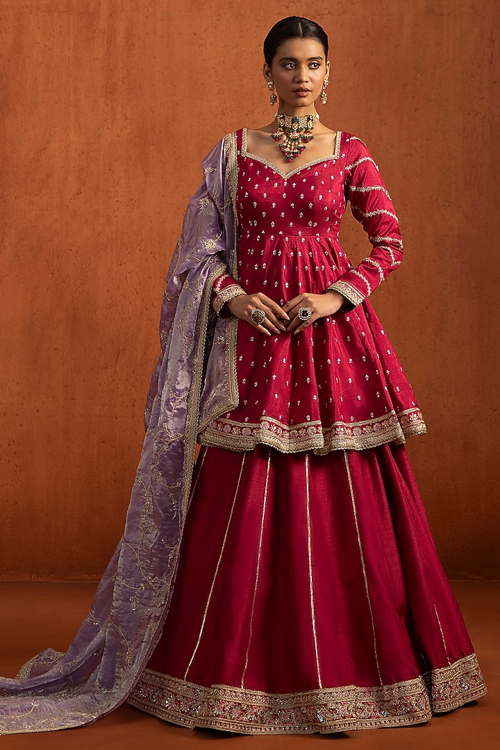 Hot Pink Silk Zari Embroidered Lehenga Set by Lashkaraa at Pernia's Pop Up Shop