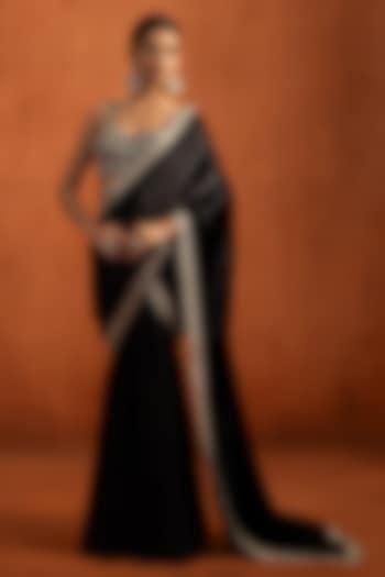 Black Viscose Velvet Sequins Embroidered Party Wear Saree Set by Lashkaraa at Pernia's Pop Up Shop