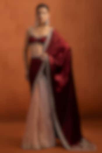 Red Viscose Velvet Sequins Embroidered Party Wear Saree Set by Lashkaraa at Pernia's Pop Up Shop