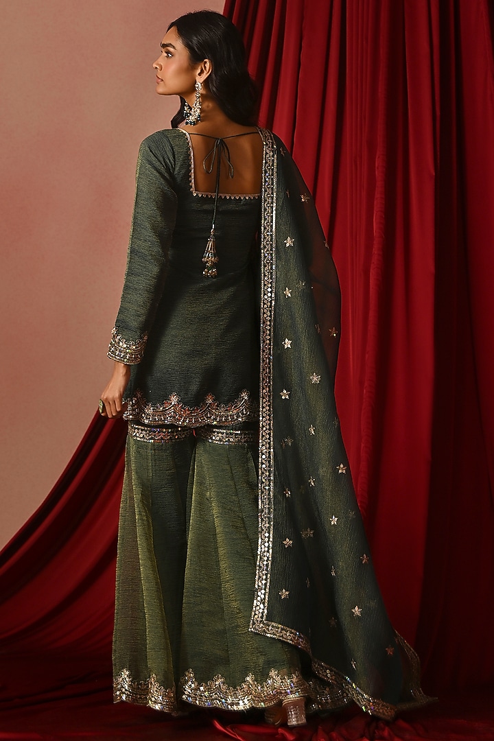 Green Tissue Gharara Set by Lashkaraa at Pernia's Pop Up Shop