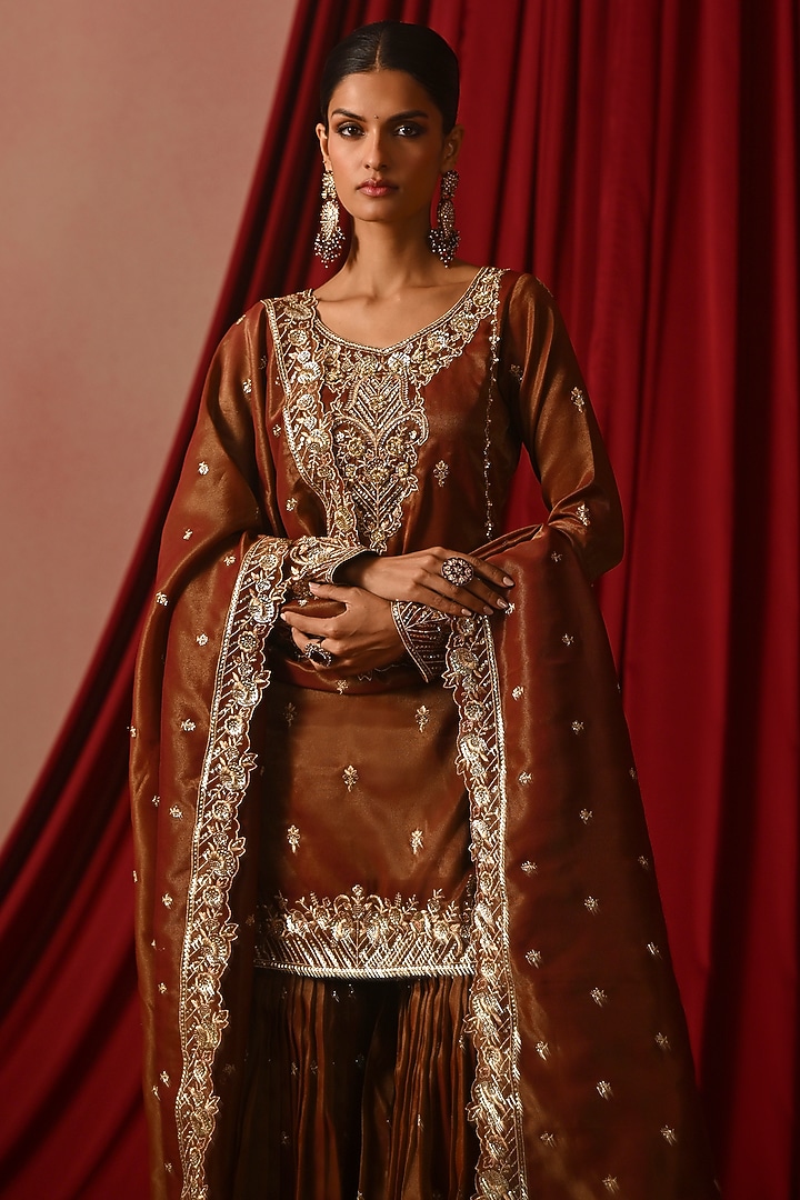 Dark Rust Tissue Gharara Set by Lashkaraa at Pernia's Pop Up Shop