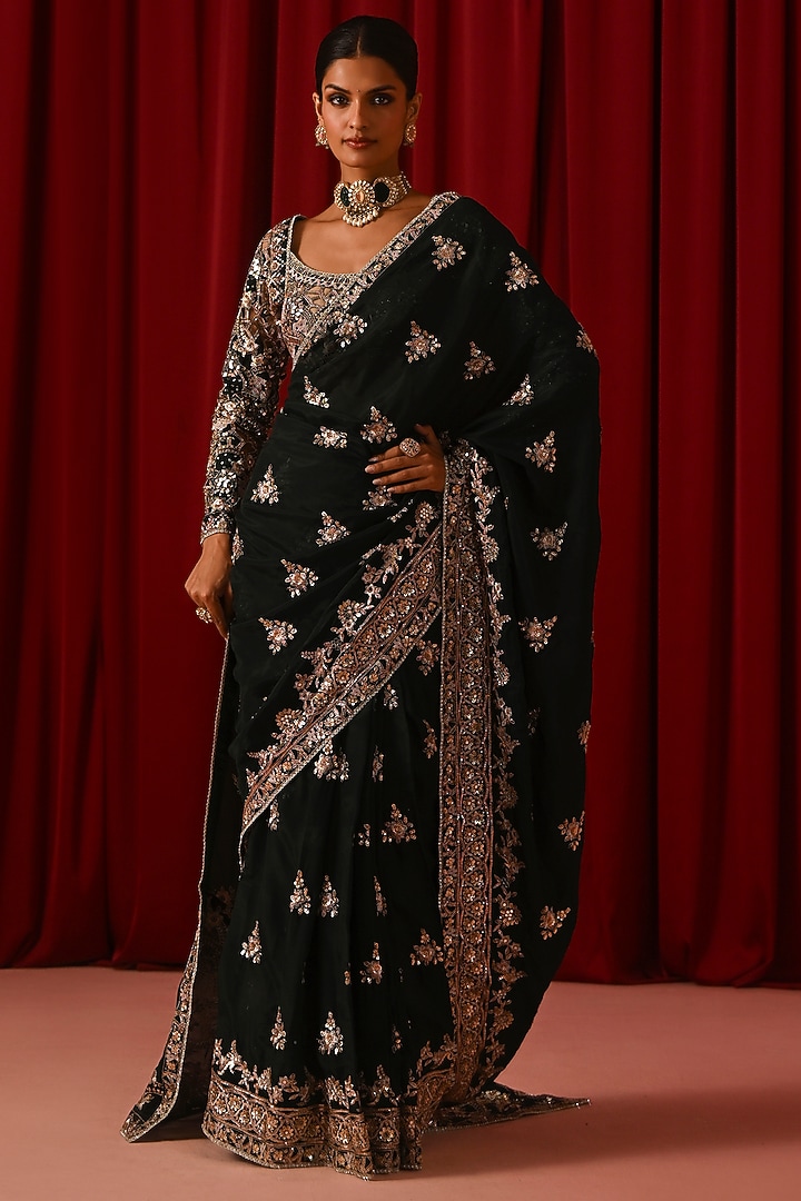 Green Silk Mirror & Sequins Embroidered Party Wear Saree Set by Lashkaraa at Pernia's Pop Up Shop