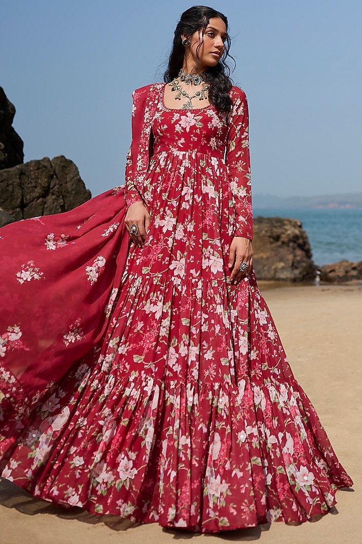 Red Georgette Floral Printed Anarkali Set by Lashkaraa at Pernia's Pop Up Shop