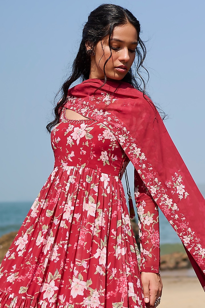 Red Georgette Floral Printed Party Wear Anarkali Set by Lashkaraa at Pernia's Pop Up Shop