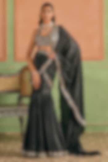 Black Silk Sequins & Zari Embroidered Party Wear Saree Set by Lashkaraa at Pernia's Pop Up Shop