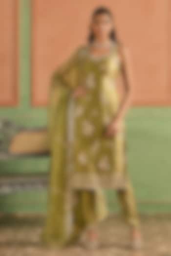 Dusty Green Satin Zari Embellished Kurta Set by Lashkaraa at Pernia's Pop Up Shop