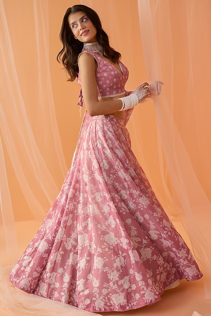 Pink Chanderi Floral Printed Lehenga Set by Lashkaraa at Pernia's Pop Up Shop