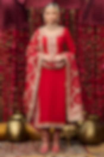 Hot Pink Satin Sequins Embroidered Kurta Set by Lashkaraa at Pernia's Pop Up Shop