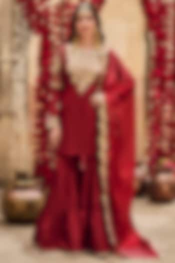 Maroon Silk Gharara Set by Lashkaraa at Pernia's Pop Up Shop