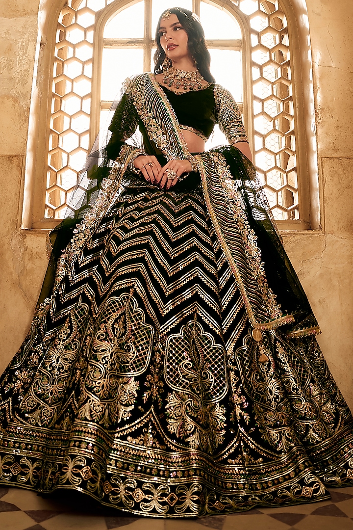 Black Satin Organza Sequins Embroidered Lehenga Set by Lashkaraa at Pernia's Pop Up Shop