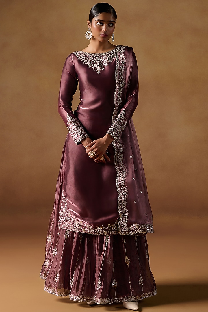 Deep Garnet Tissue Organza Zari Hand Embroidered Kurta Set by Lashkaraa at Pernia's Pop Up Shop