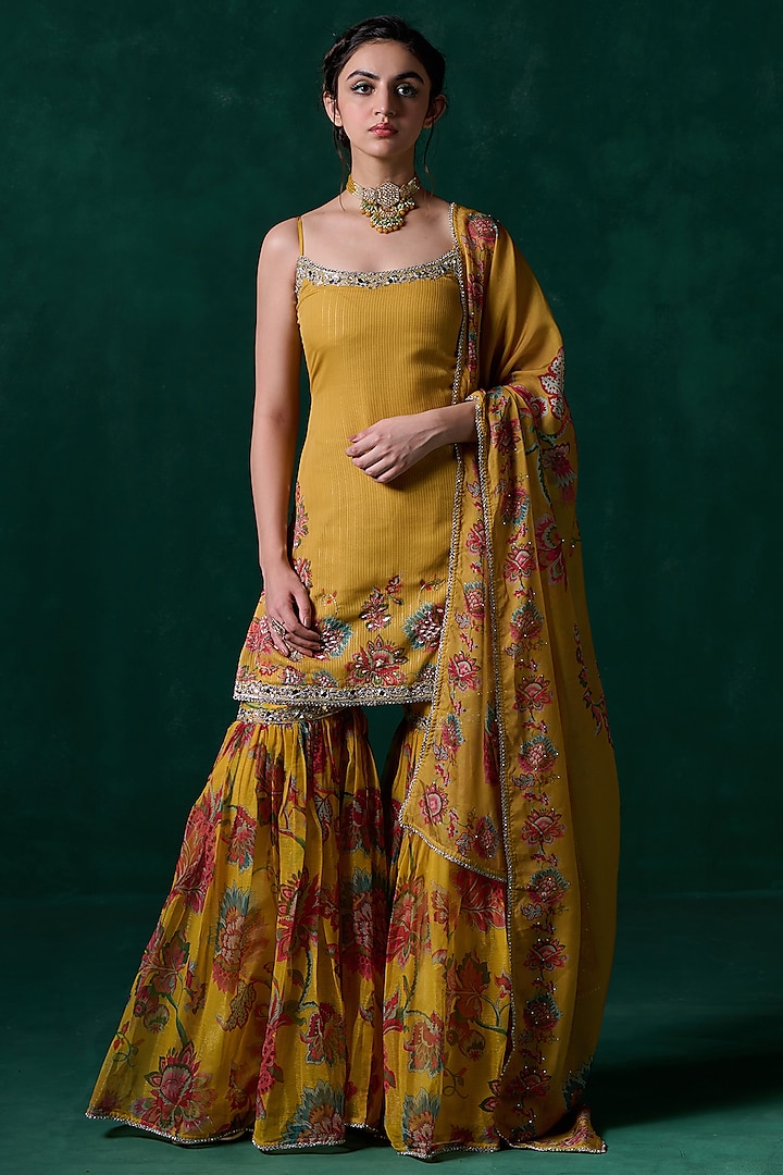 Yellow Chiffon Floral Printed Gharara Set by Lashkaraa at Pernia's Pop Up Shop