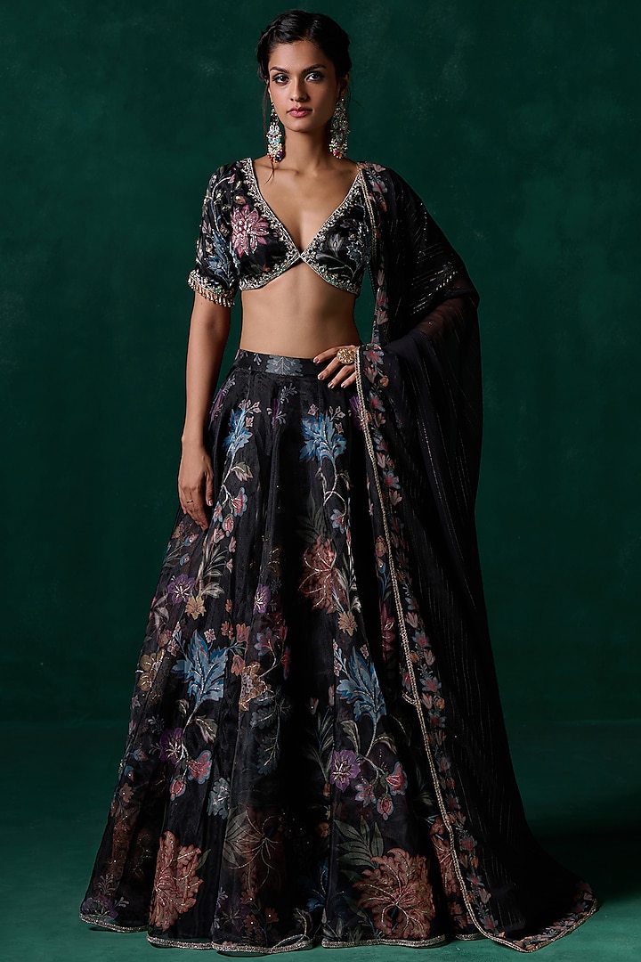 Black Organza Floral Printed & Embellished Lehenga Set by Lashkaraa at Pernia's Pop Up Shop