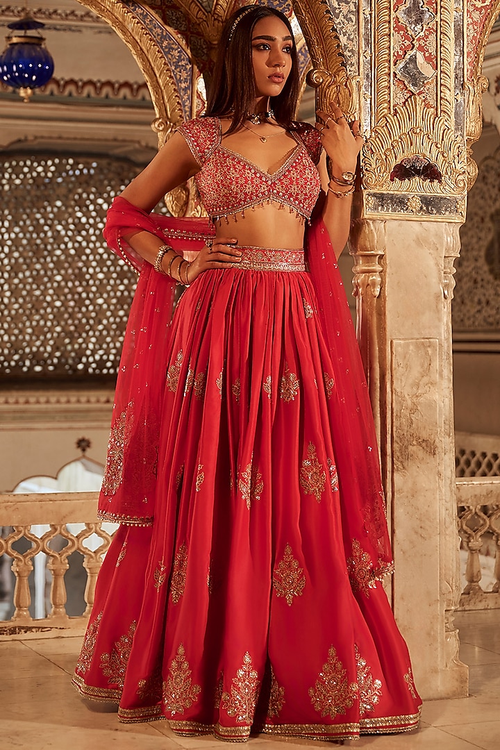 Red Silk Hand Embellished Lehenga Set by Lashkaraa at Pernia's Pop Up Shop