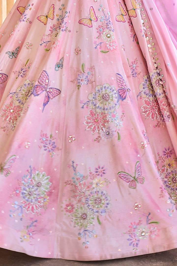 Pink Velvet Printed Bridal Lehenga Set by Lashkaraa at Pernia's Pop Up Shop